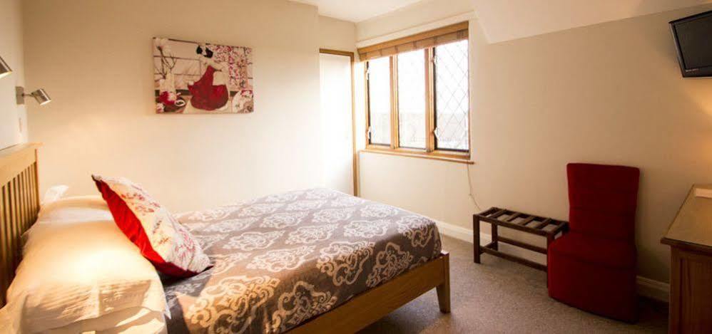 Fern Lodge Guesthouse Hythe  Kültér fotó