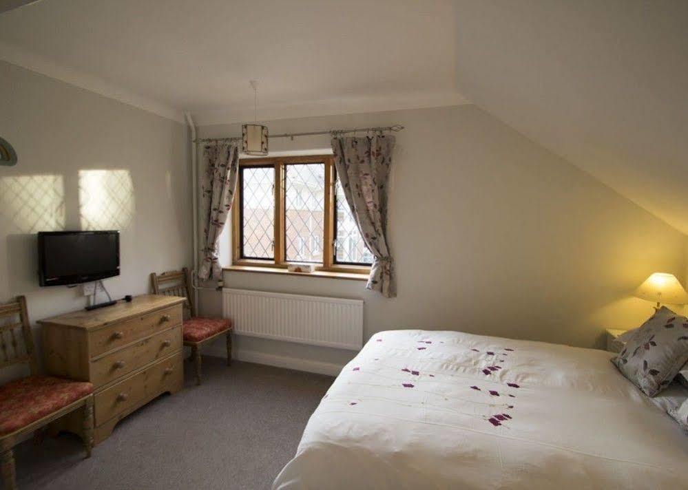Fern Lodge Guesthouse Hythe  Kültér fotó