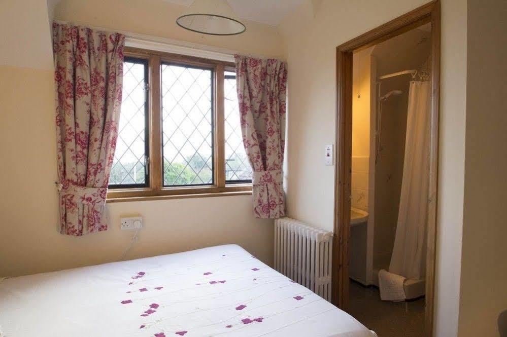 Fern Lodge Guesthouse Hythe  Kültér fotó